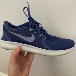Blue nike free run